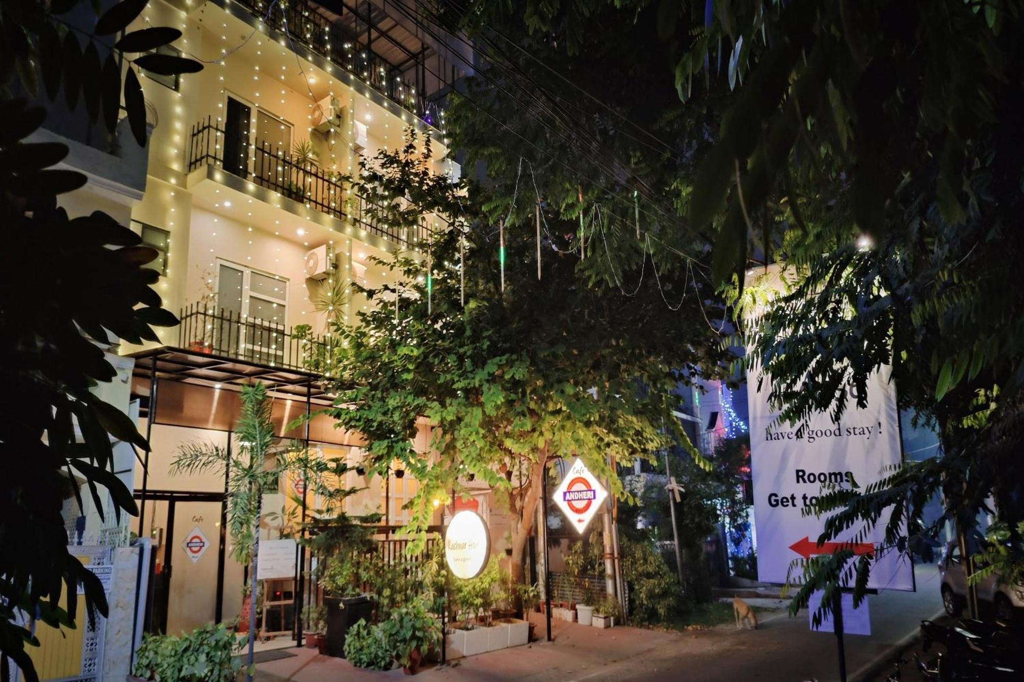 Super Townhouse Kachnar House Vikas Nagar 호텔 Hasanganj 외부 사진