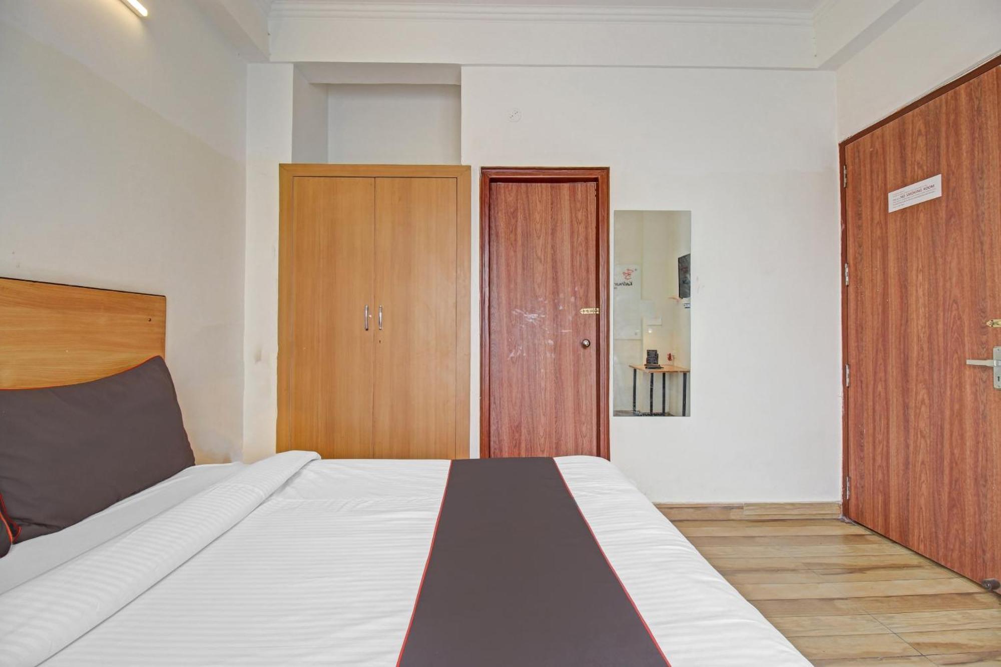 Super Townhouse Kachnar House Vikas Nagar 호텔 Hasanganj 외부 사진